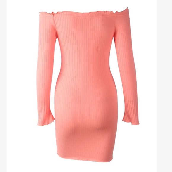 🌸🌸Sexy Peach Off Shoulder Button Up Dress - Picture 3 of 5